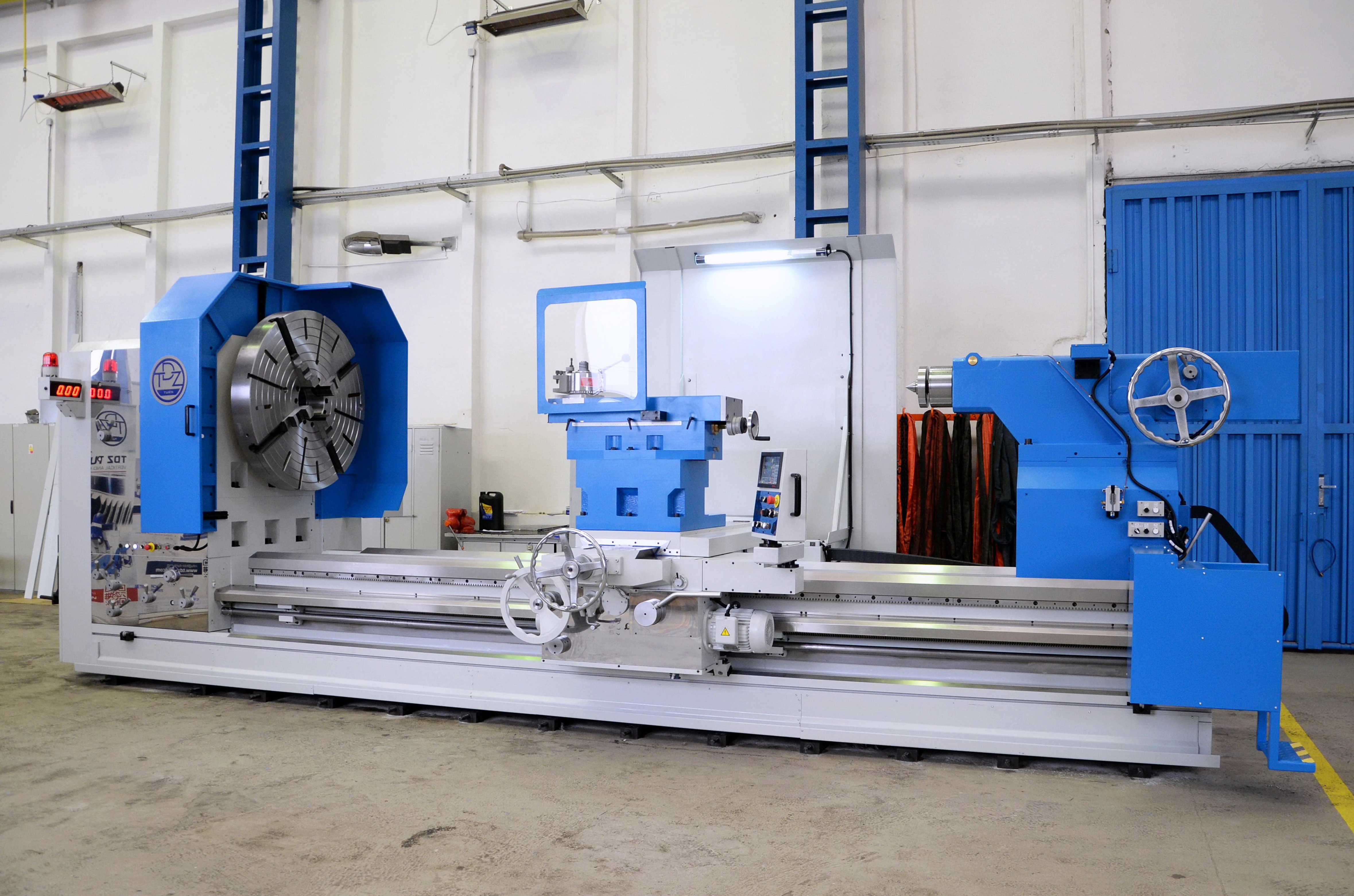 Horizontální soustruh HLM