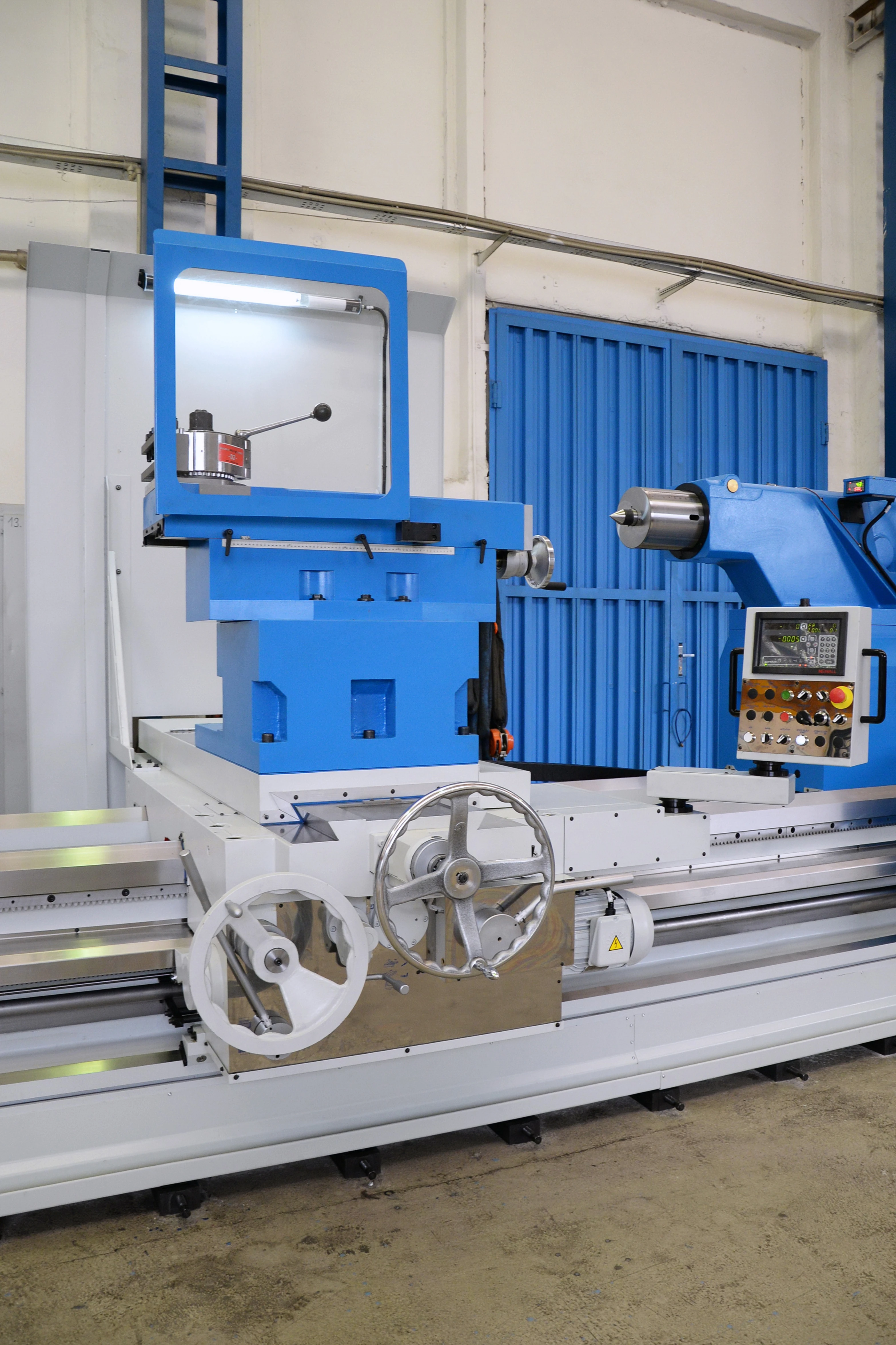 Horizontální soustruh HLM