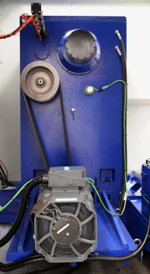 Horizontální soustruh HLC a jeho motor